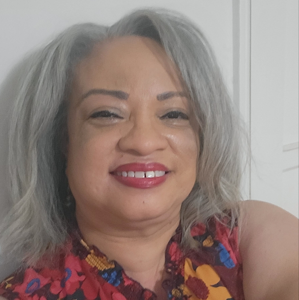 Meet your Posher, Deborah